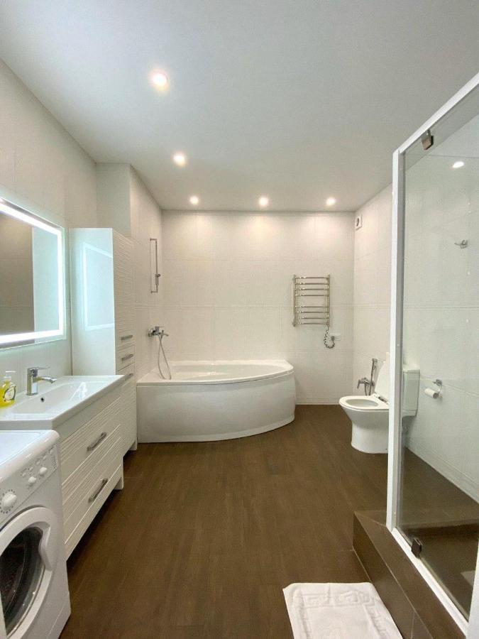 Gagarin Plaza Stylish Apartment أوديسا المظهر الخارجي الصورة