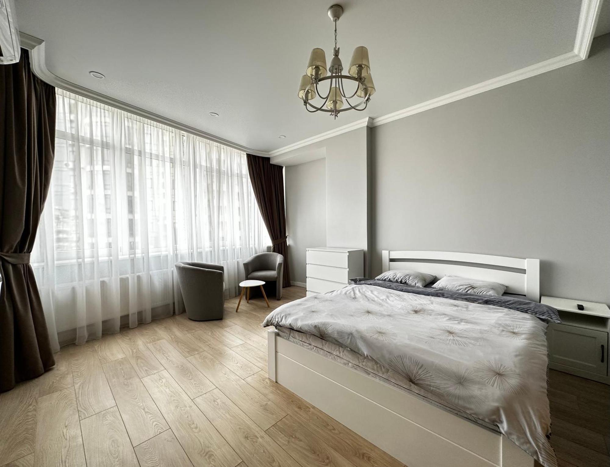Gagarin Plaza Stylish Apartment أوديسا المظهر الخارجي الصورة