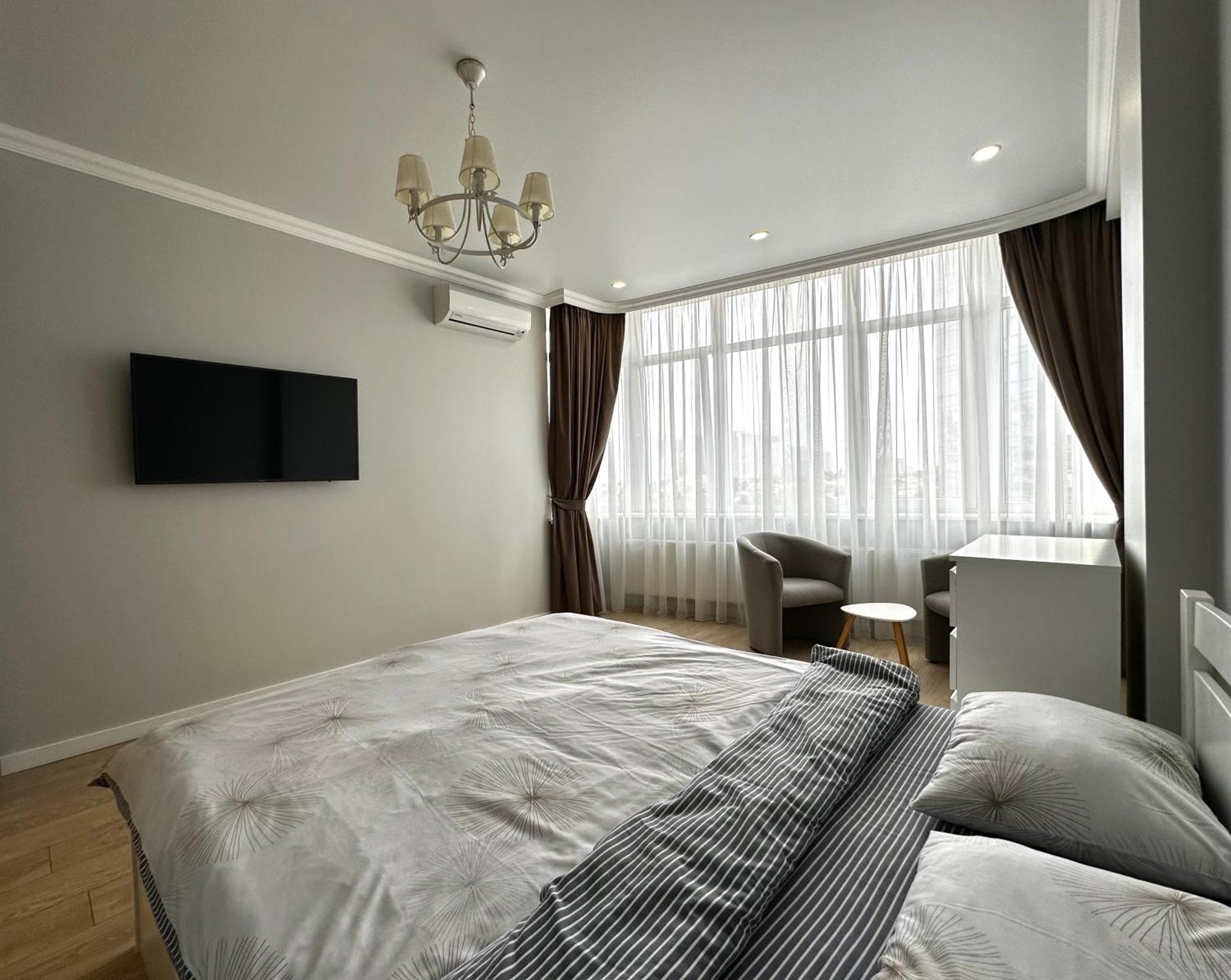 Gagarin Plaza Stylish Apartment أوديسا المظهر الخارجي الصورة
